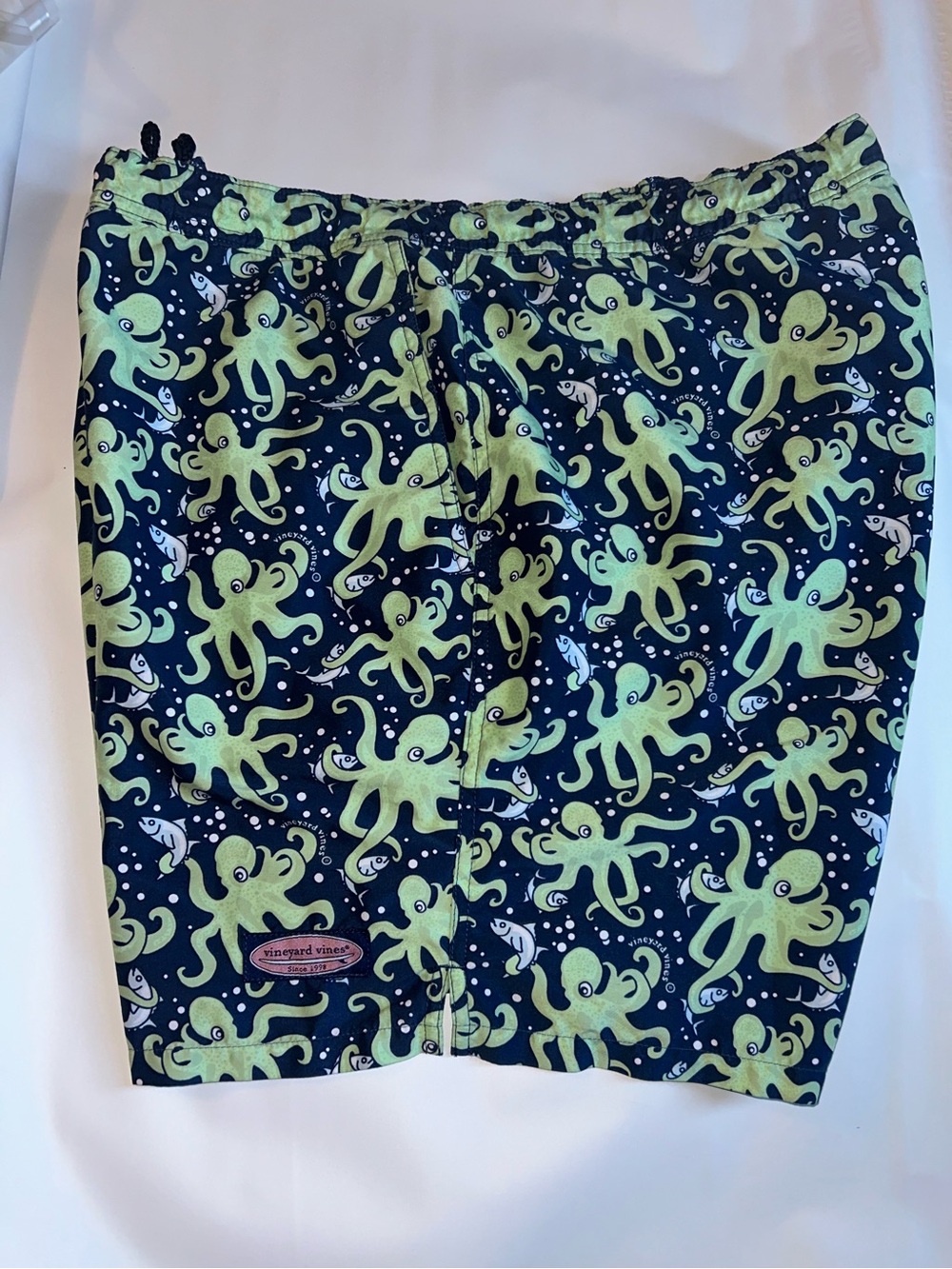 Vineyard Vines Mens Swim Trunks L Green Octopus Fish Print Navy Blue